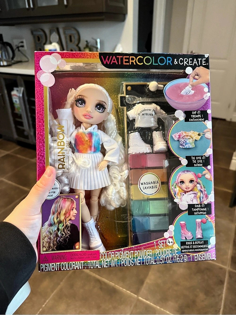 MGA's Miniverse Rainbow High Watercolor & Create Doll & Watercolor Create Set se
